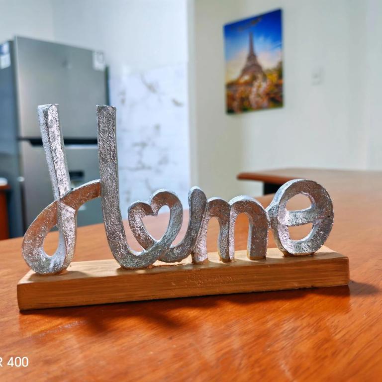 Adel 2 Ovalo Larco Departamento - One-Bedroom Apartment - 1