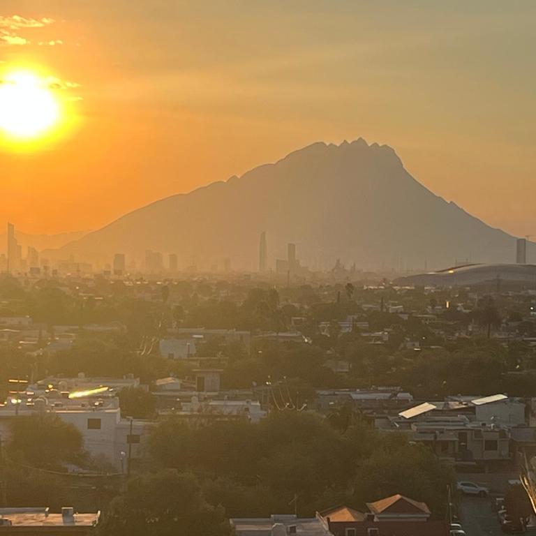 New furnished apartment near BBVA Stadium - Three-Bedroom Apartment - 53