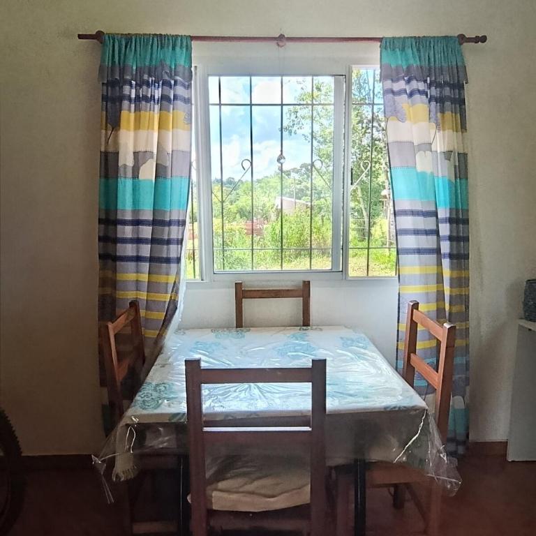 Casa pequeña en las afueras de Puerto Iguazú - Casa con 1 dormitorio - 5