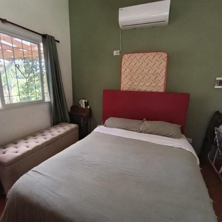 Casa pequeña en las afueras de Puerto Iguazú - Casa con 1 dormitorio - 3