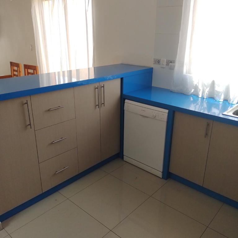 DepartoCasa1 Premium - Three-Bedroom House - 26