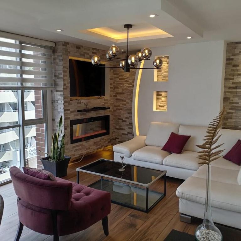 Apartamento de Lujo con Ubicación Privilegiada - Three-Bedroom Apartment - 18
