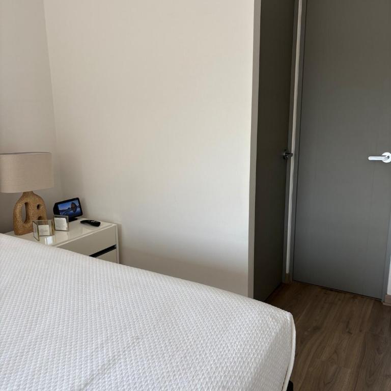 Beautiful brand new apartment for rent - Three-Bedroom Apartment - 28