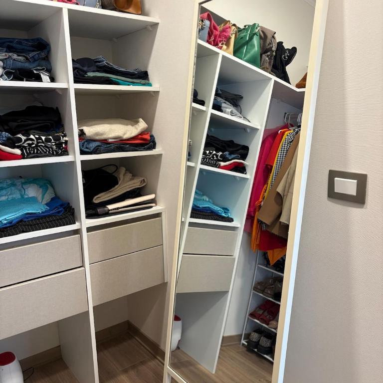 Beautiful brand new apartment for rent - Three-Bedroom Apartment - 39