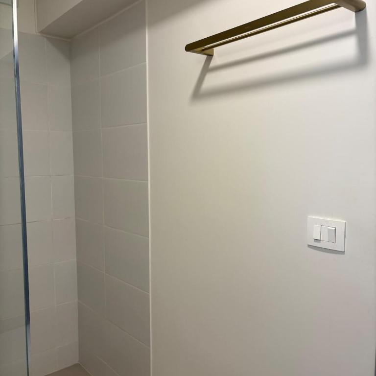Beautiful brand new apartment for rent - Three-Bedroom Apartment - 48