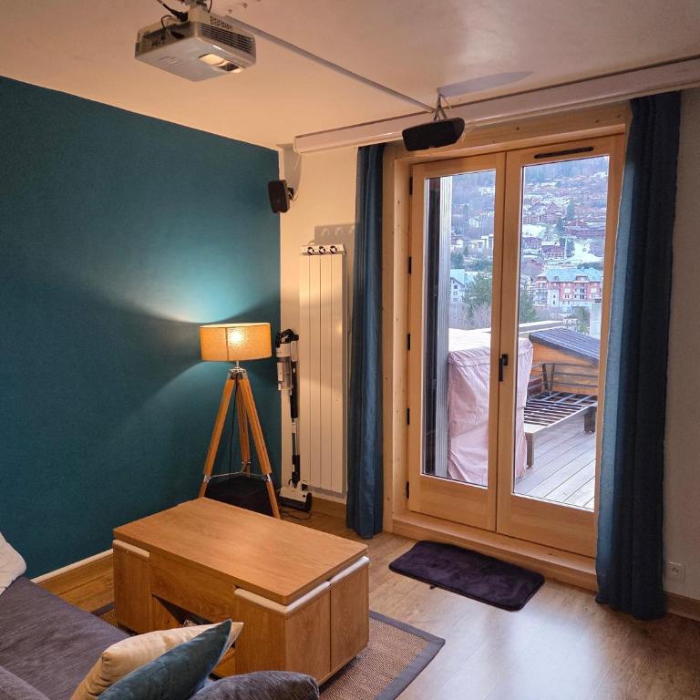 La Cabane appartement centre village avec terrasse jardin cinéma - Appartamento - 6