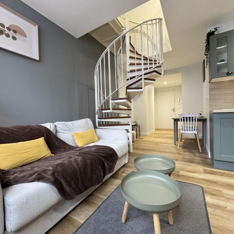 Le Douplex - Place de la Republique - 4 pers - One-Bedroom Apartment - 1