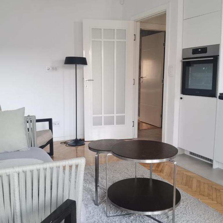 Nice Two Bedroom Apartment with FREE Parking - Two-Bedroom Apartment - 2