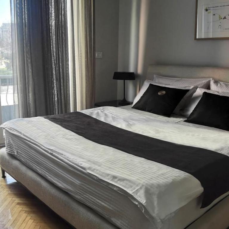 Nice Two Bedroom Apartment with FREE Parking - Two-Bedroom Apartment - 8