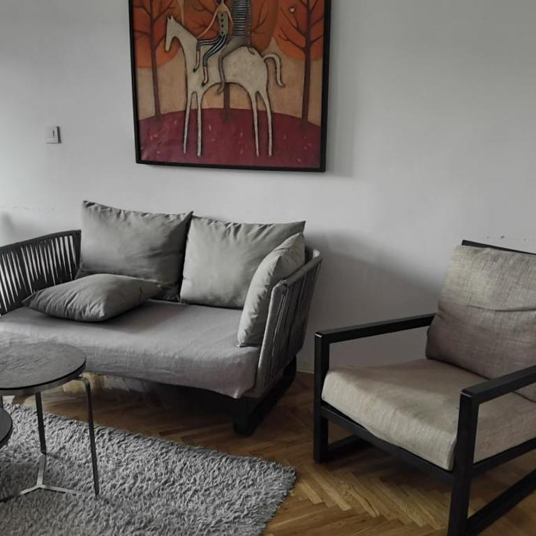 Nice Two Bedroom Apartment with FREE Parking - Two-Bedroom Apartment - 12