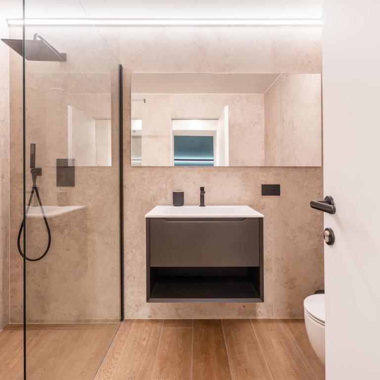 Casa Smeraldo - Elegant Living in Riva Old Town - Appartamento con 2 Camere da Letto - 21