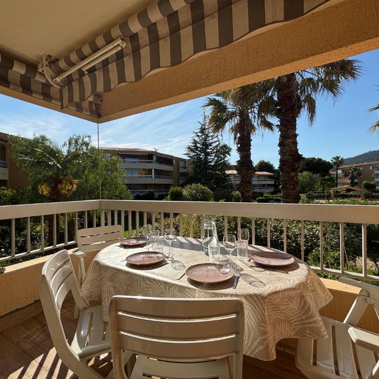Magnifique appt 5 pers dans une oasis avec piscine - Appartamento con 1 Camera da Letto e Vista Piscina - 1