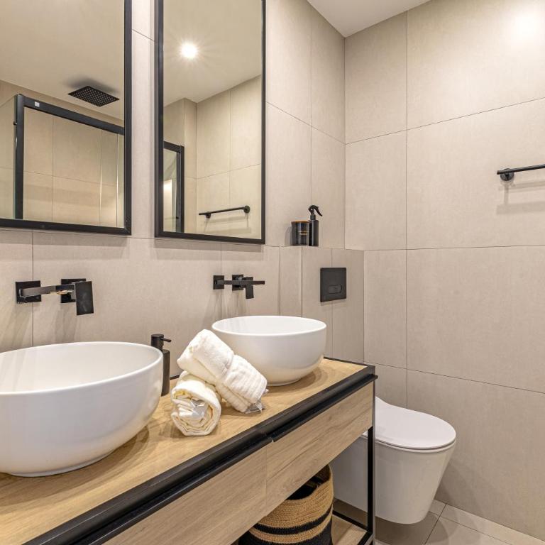 Panoramic La Concha Views, Stylish 3BR, 5 min to Banús - Apartamento de 3 dormitorios - 9