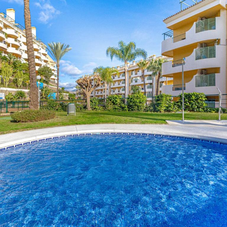 Panoramic La Concha Views, Stylish 3BR, 5 min to Banús - Apartamento de 3 dormitorios - 13