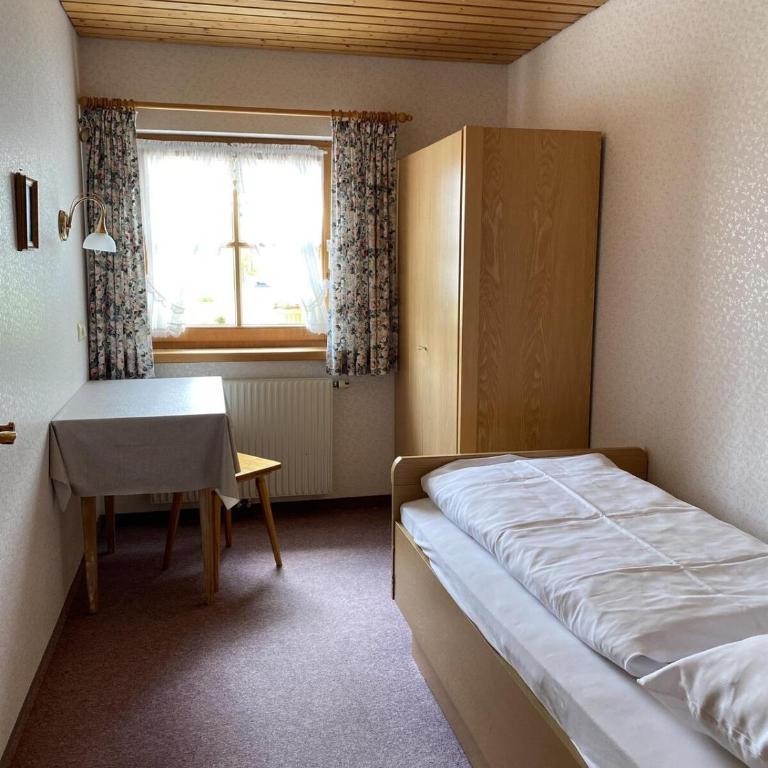 Kienle's Ferienhaus - Apartment mit 2 Schlafzimmern und Balkon - 6