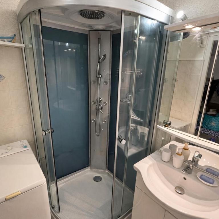 NOUVEAU "La Grande voile" CLIM PISCINE PARKING - Apartment with Sea View - 10