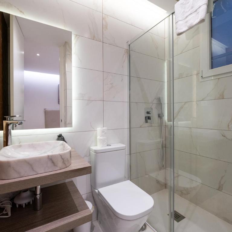 Chamberi I calle Monteleón 2BR 2BH - Two-Bedroom Apartment - 22