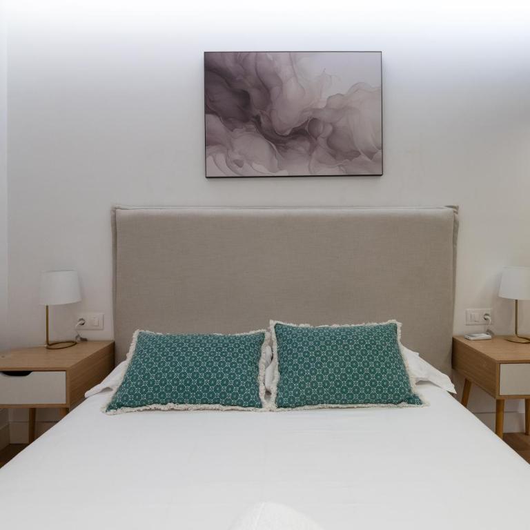 Chamberi I calle Monteleón 2BR 2BH - Two-Bedroom Apartment - 23