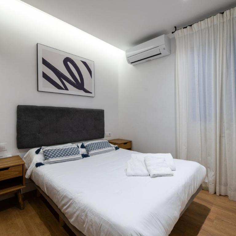 Chamberi I calle Monteleón 2BR 2BH - Two-Bedroom Apartment - 32