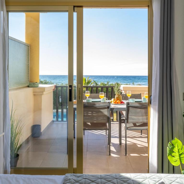 OleHolidays 811 Romana Playa frente al mar - Apartamento de 1 dormitorio - 1