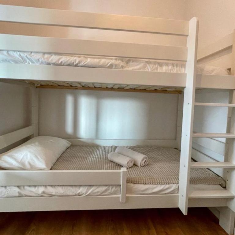 Lux 3-Bedroom Apartment In The Center - Apartamento - 21