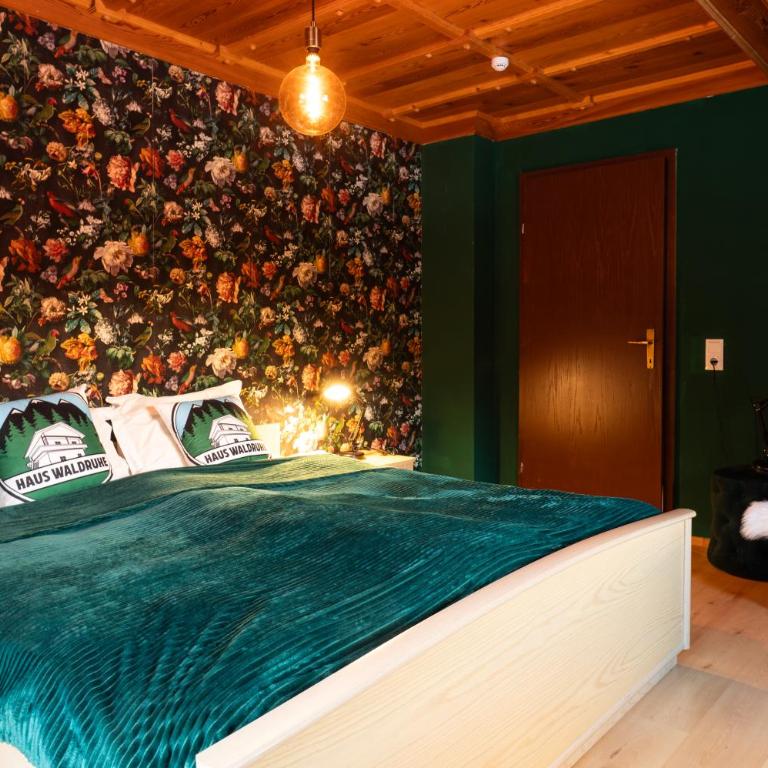 Haus Waldruhe - Superior Zimmer mit 2 Queensize-Betten - 5