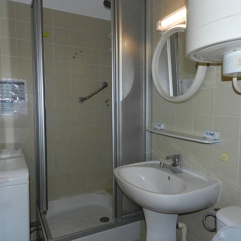 BO040-268 Appartement 2 pièces 4 couchages BORMES LES MIMOSAS - One-Bedroom Apartment - 7