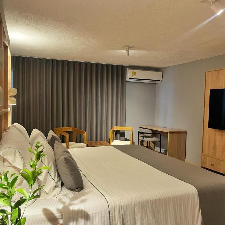 Mood Matuna Hotel Cartagena - King Room with Balcony - 3