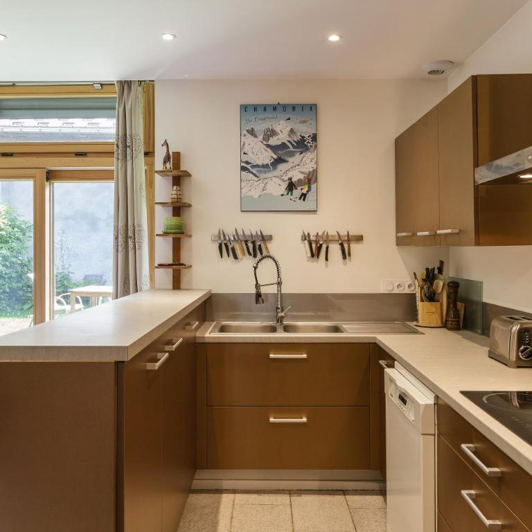 Ferme d Aristide - Chalet 160m2 Calme Sauna Vue Bus Train 250m - Chalet - 9