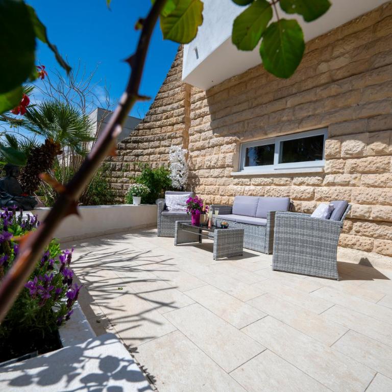 Pink Moon Private Luxury Villa Secluded Garden 5 Bedroom 4 en suite Bathrooms with Private Pool CAT 6 WiFi Close to Beach - Villa con Piscina Privata - 30