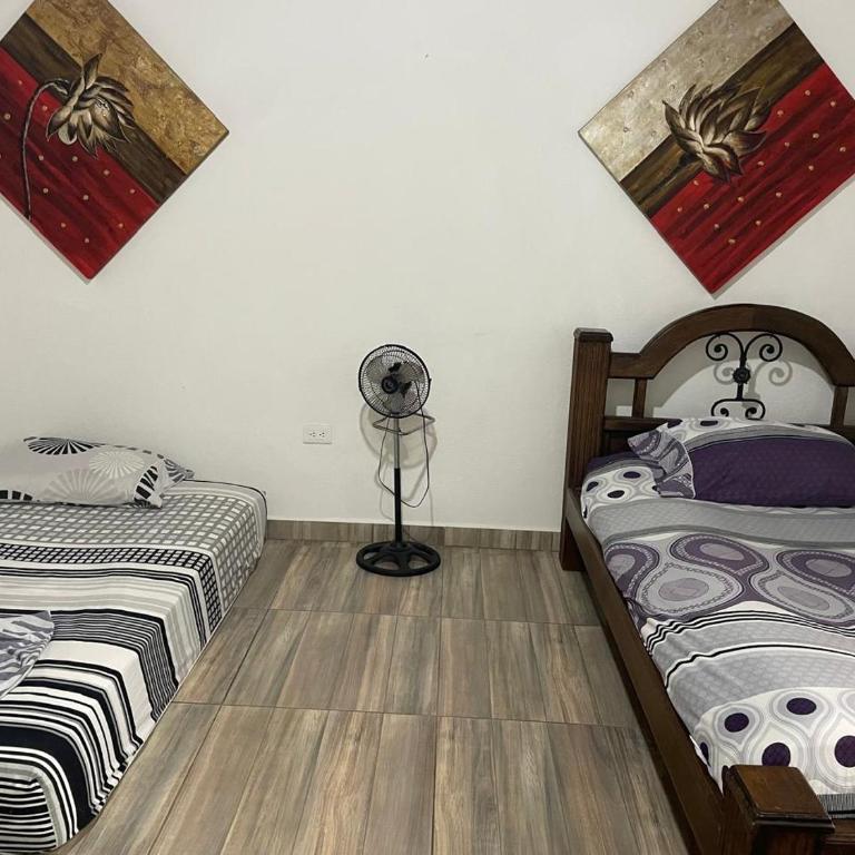 Casa compartida - Las 5 Quintas - Twin Room with Private Bathroom - 1