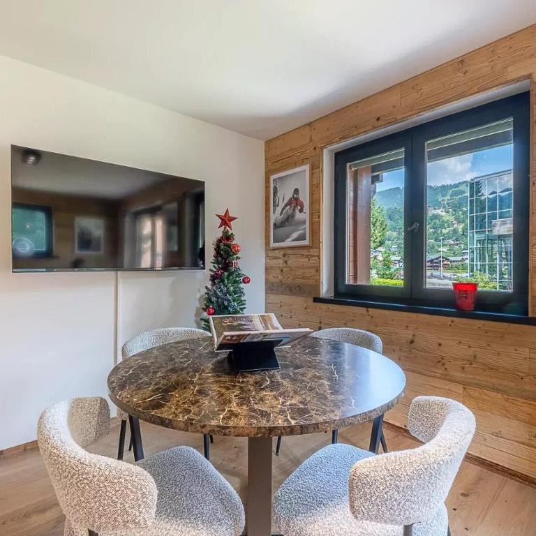 Lara Megeve Jaillet proche du village Parking - Two-Bedroom Apartment with Balcony - 9