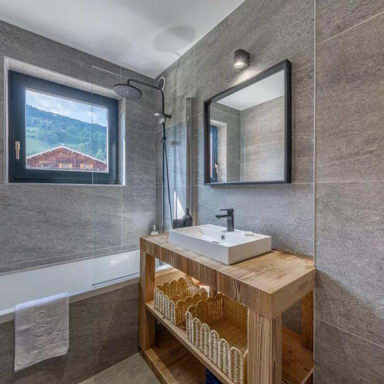Lara Megeve Jaillet proche du village Parking - Two-Bedroom Apartment with Balcony - 11