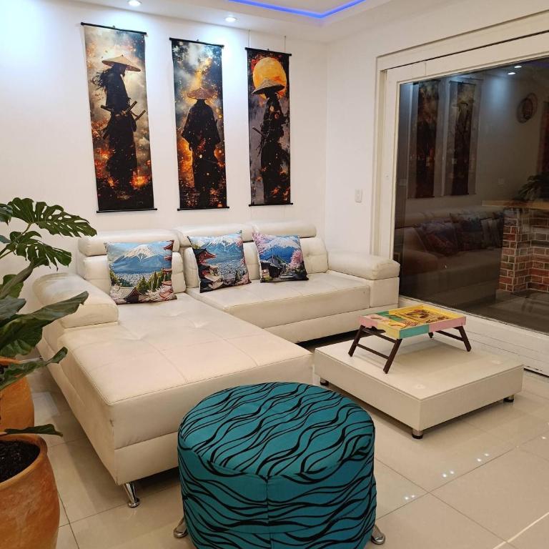 Luxury Loft 1st Floor with Kitchen-Bar and Studio - Apartamento - 6