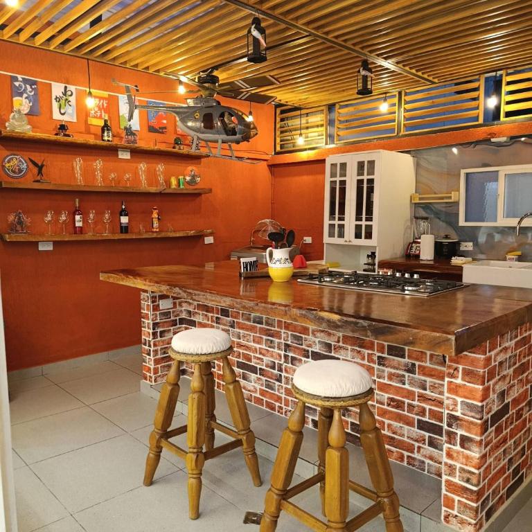 Luxury Loft 1st Floor with Kitchen-Bar and Studio - Apartamento - 13