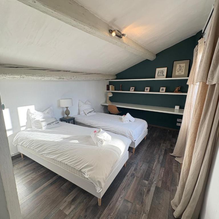 Lou Crespinou Arles terrasse - Two-Bedroom Apartment - 4