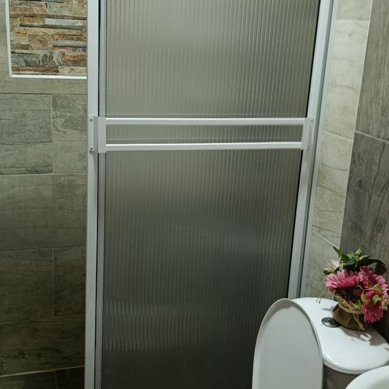 APARTAMENTO FAMILIAR MARAL 2 - Habitación Doble con baño compartido - 2 camas - 2