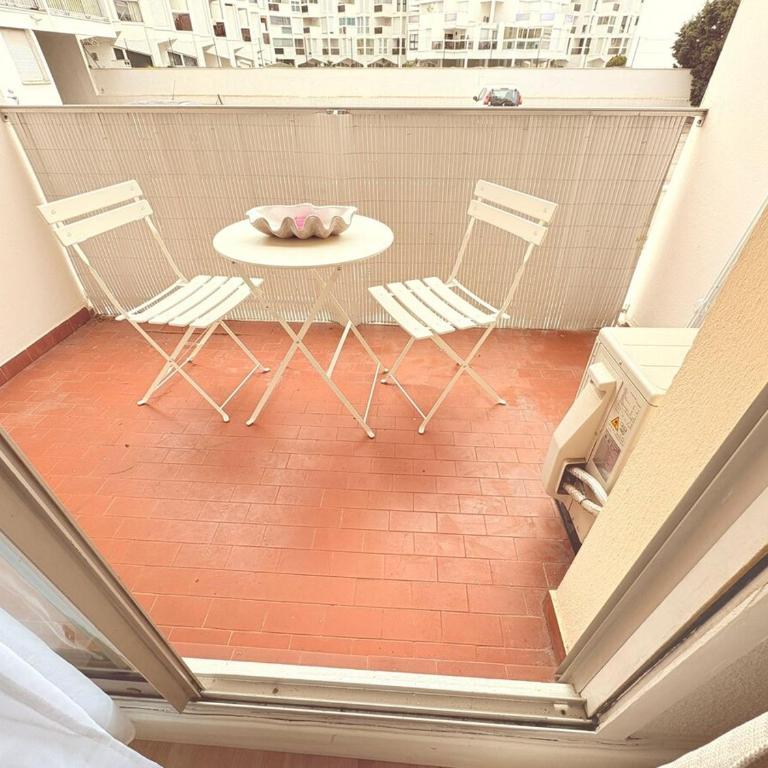 Studio avec balcon, centre-ville, clim, wifi & plage - Estudio - 11