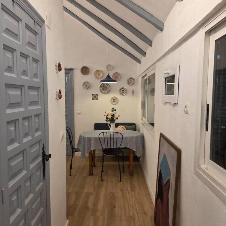 LovelyLoft San Fernando 32 - Two-Bedroom Apartment - 9