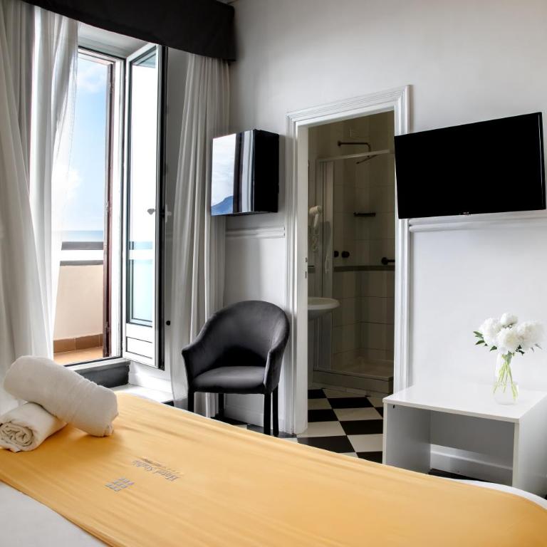 Hotel Stabia - Camera Matrimoniale con Vista Mare - 1