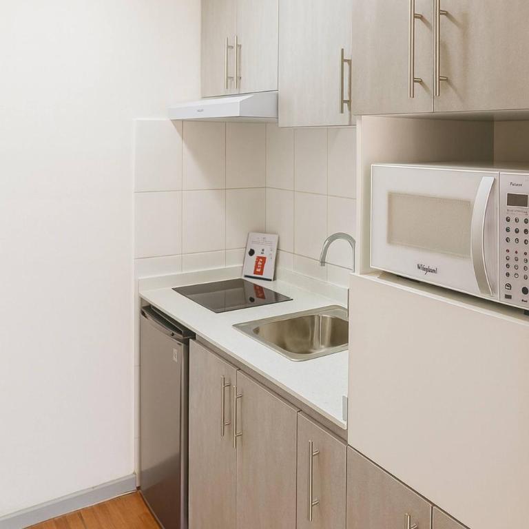 Exclusive Ocean-View Apartment with Terrace Parking Long Stays MarchDecembe - Apartment - 9