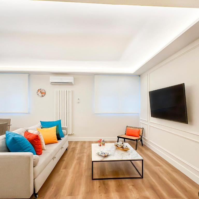 Piso elegante Atocha 2H/2B by Berlany España - Two-Bedroom Apartment - 2