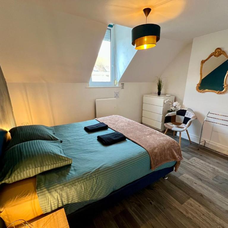 Le Jacquard Roof top- Duplex spacieux -Hypercentre Calais - Two-Bedroom Apartment - 21