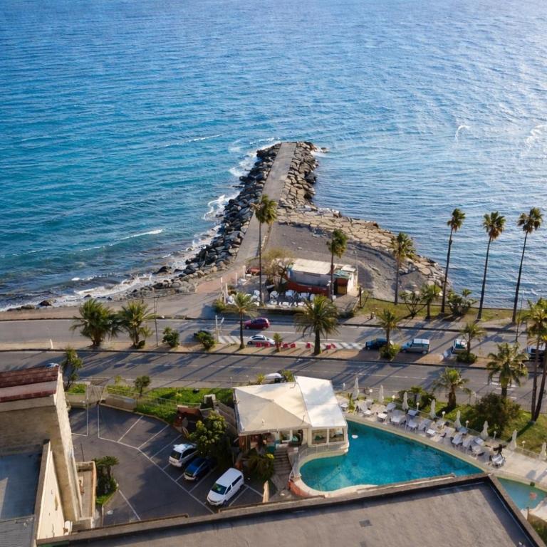 Casa Danilo Sanremo Centro - a 100m dalla Spiaggia - Appartamento con 1 Camera da Letto - 13