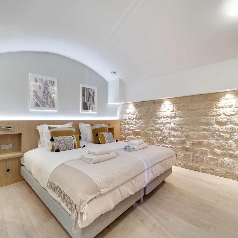 Historical house in the heart of Paris - Appartement - 23