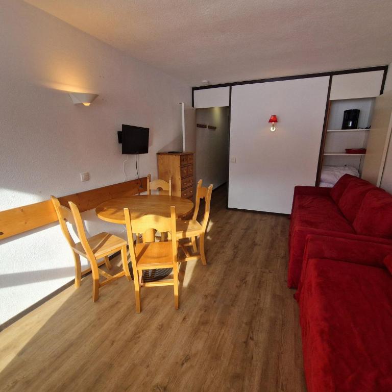 Studio lumineux avec balcon, pieds des pistes, 4 personnes - Studio - 1