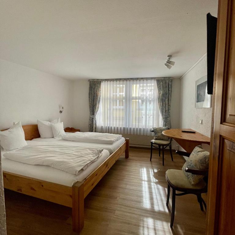 Hotel Gasthof Inselgraben garni - Doppelzimmer mit eigenem Bad - 4