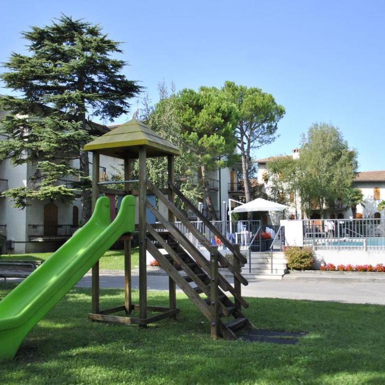 Garda Lake Home - in residence con Piscina - Two-Bedroom Apartment - 34