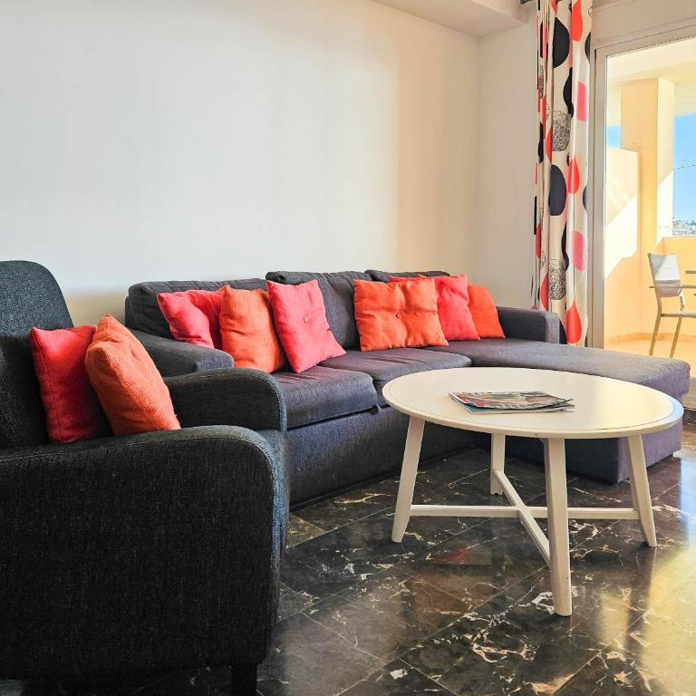 Two Bedroom Apartment to rent in Carvajal - Apartamento de 2 dormitorios - 6