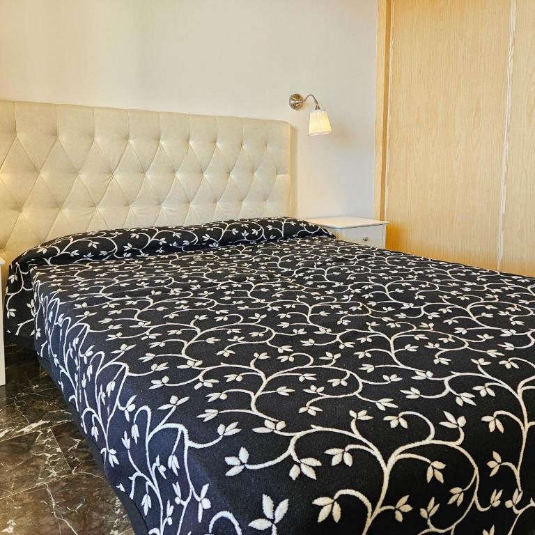 Two Bedroom Apartment to rent in Carvajal - Apartamento de 2 dormitorios - 21